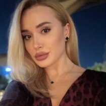 Profile picture of Karina