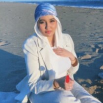 Profile picture of Yasmina