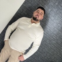 Profile picture of Elias